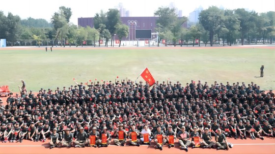 1695026366566100.jpg 集体合照.jpg