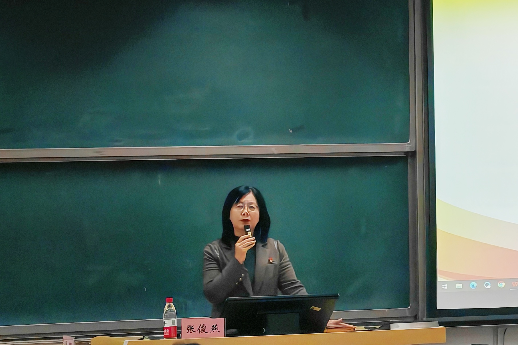 1735002102980888.jpg 1735002102980888.jpg